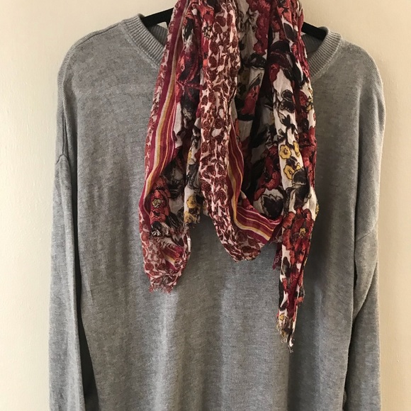 DKNY gray sweater with ruffles - Picture 2 of 8